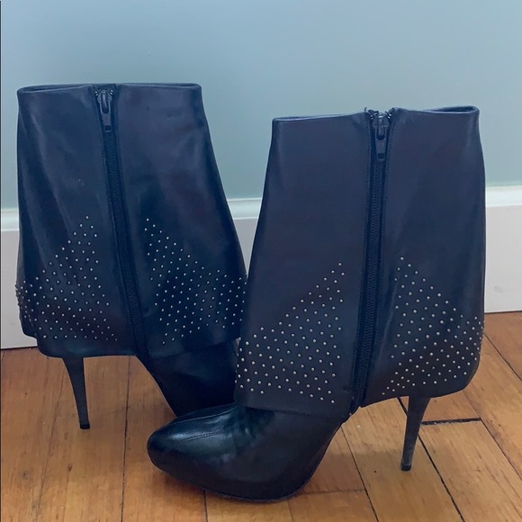 Black stud boots - Picture 2 of 5